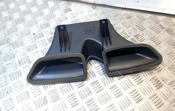 Audi Q3 8U Air intake duct part 8U1858431