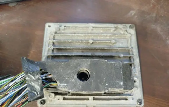 Ford Focus Engine control unit/module 7m5112a650aec 7m51-12a650-aec