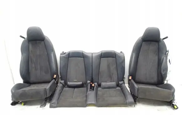 Audi TT TTS RS Mk3 8S Seat set 