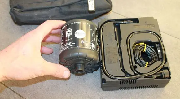 BMW X1 E84 Tire air pump compressor 6898012 71106898019 6898019