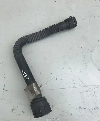 Opel Insignia A Engine coolant pipe/hose 55566095