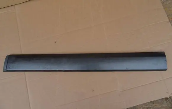 Opel Antara Front door trim (molding) 96660214