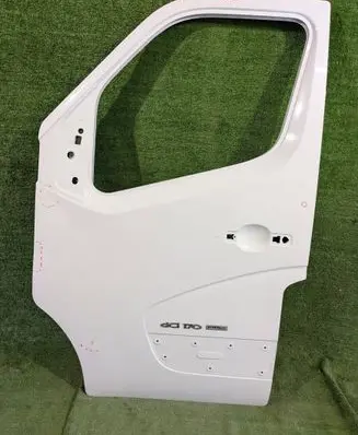 Renault Master III Front door