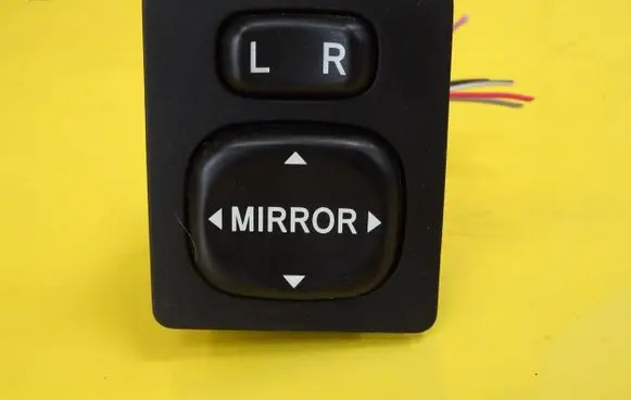 Toyota Corolla Verso E121 Wing mirror switch 769746A 183574