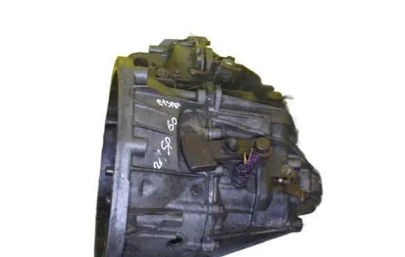 Opel Vivaro Manual 6 speed gearbox PF6056