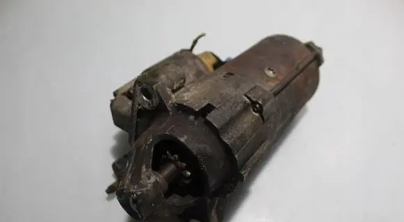 Citroen C4 I Starter motor 9646694080