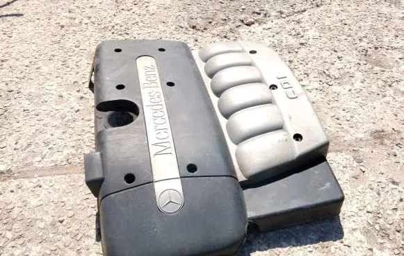 Mercedes-Benz S W220 Engine cover (trim) A6130100867 780010