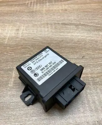 Volkswagen PASSAT B6 Light module LCM 5M0907357 5WK49172A