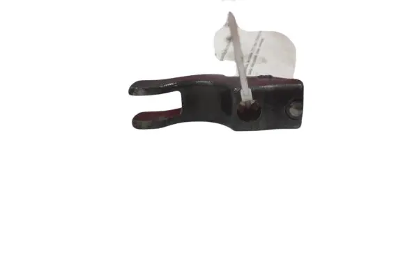 Opel Astra J Fuel Injector clamp holder