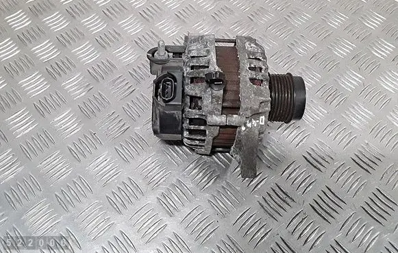 Hyundai i30 Generator/alternator 373002B700