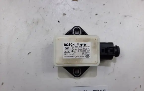 Audi A4 S4 B8 8K ESP acceleration yaw rate sensor 8K0907637A