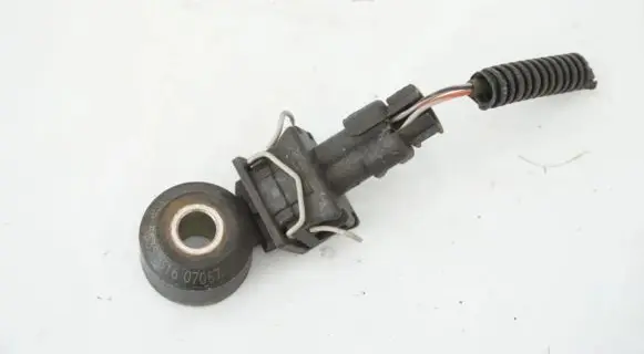 Opel Zafira B Detonation knock sensor 55353316