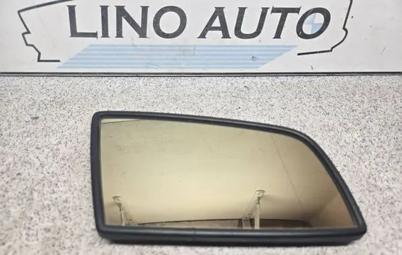 BMW 5 E60 E61 Wing mirror glass 27220 G01232200000 20073A