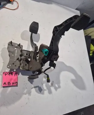Citroen C4 I Pedal assembly 9653940880