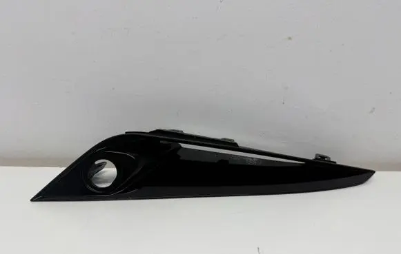 Nissan Ariya Front bumper mounting bracket 622565MP1B