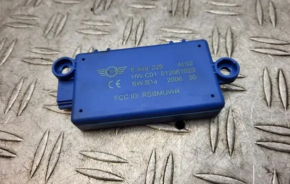 Mini One - Cooper Cabrio R52 Aerial antenna amplifier 6949229