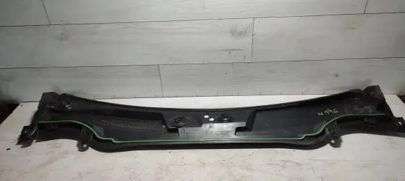 Mercedes-Benz A W176 Wiper trim A1768300013