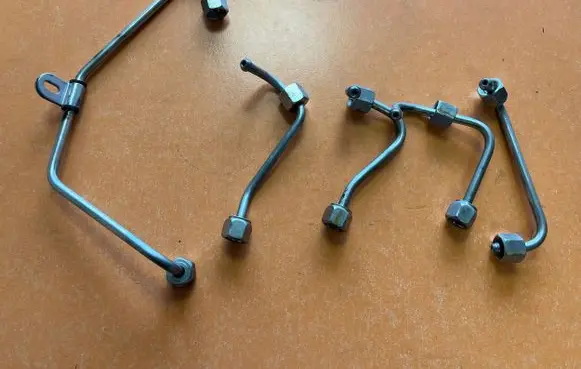 Opel Insignia B Fuel injector supply line/pipe 
