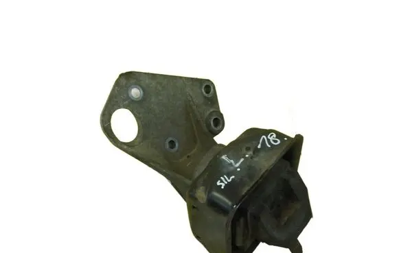 Ford Transit Engine mounting bracket 