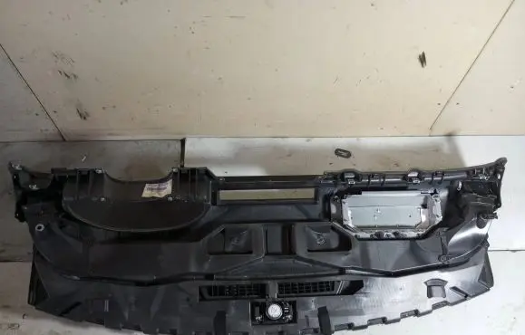 Audi A4 S4 B7 8E 8H Dashboard 8E1857041T