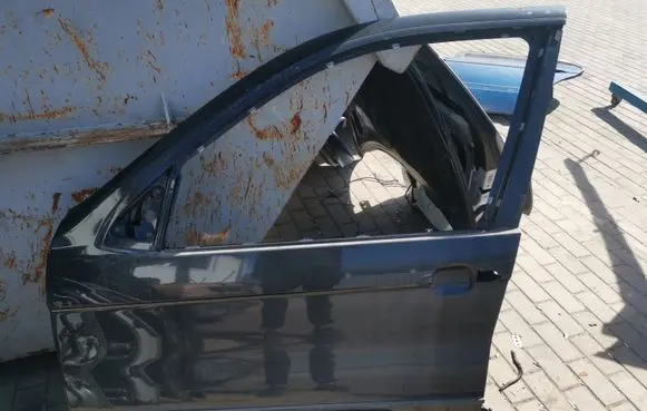 BMW X5 E53 Front door