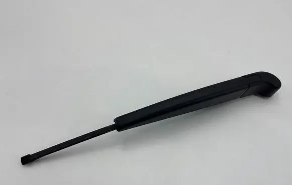BMW 1 F40 Rear wiper blade arm 7489776