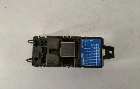 Volvo S40, V40 Fuse box set 30807016