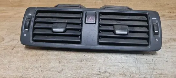 Volvo V50 Dash center air vent grill 39863758