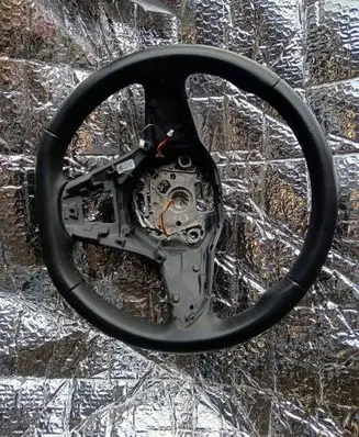 Volkswagen Golf VIII Steering wheel 