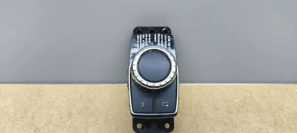 Mercedes-Benz A W176 Multifunctional control switch/knob A2469009802