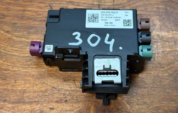 Volkswagen Golf VII USB control unit 5G0035953D