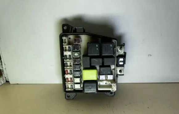 Mazda 626 Fuse box set 9K18 659K18 1666