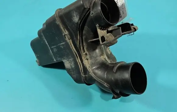 Renault Laguna III Intake resonator 8200686266 IMPRK1526897