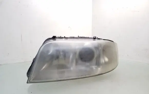 Audi A6 S6 C5 4B Headlight/headlamp 15592900 10R029583
