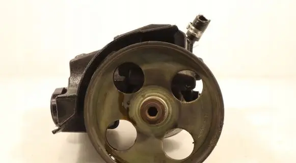Citroen Xsara Picasso Power steering pump 9636271680