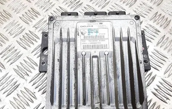 Nissan Note (E11) Engine control unit/module 8200911560 8200619409
