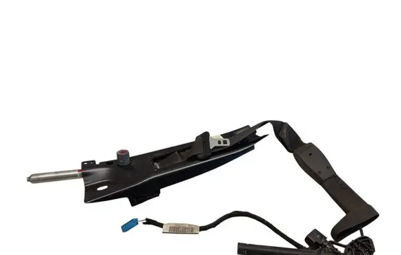 Volvo V70 Front seatbelt 30749764