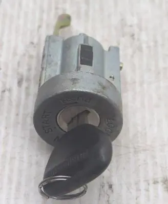 Mitsubishi Galant Ignition lock MR137669 MR249523