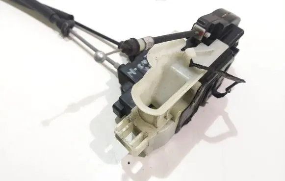 Hyundai Sonata Front door lock
