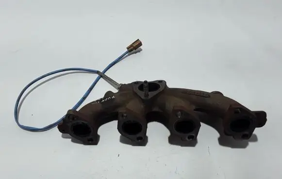 Renault Captur Exhaust manifold 140040840R