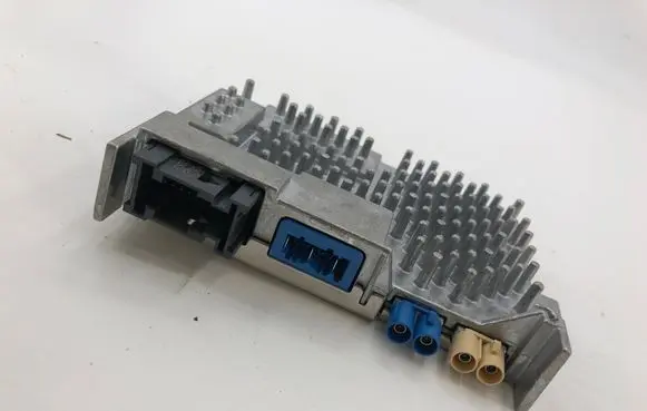 Mercedes-Benz EQE x294 Antenna control unit A2069008819