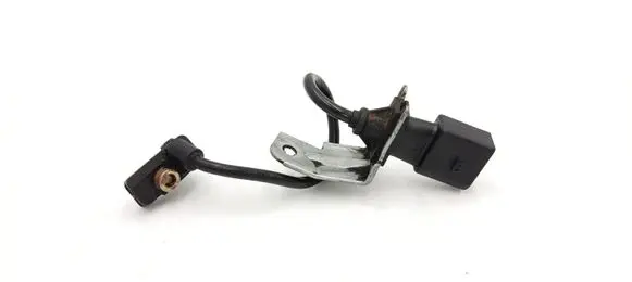 BMW 5 E60 E61 Crankshaft position sensor 0281002477 13627809334 7809334