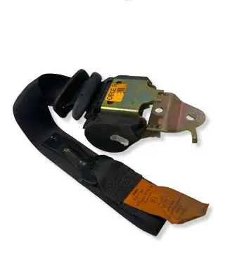 BMW 3 E36 Front seatbelt 8217368 566216100 040121