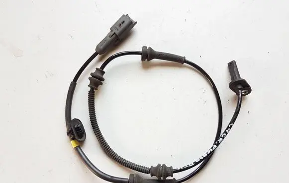 Citroen C4 II Picasso ABS brake wheel speed sensor 9674852280