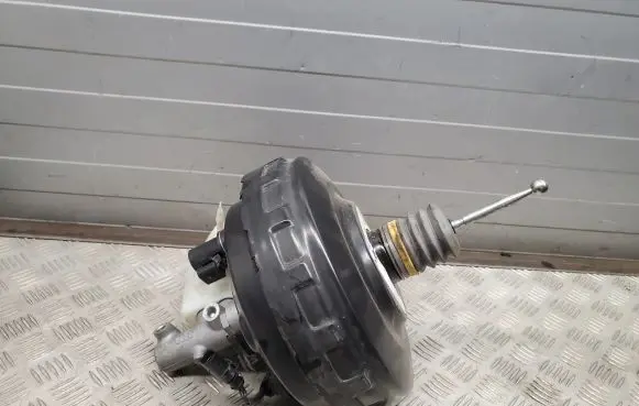Audi Q7 4L Brake booster 7L8612101S