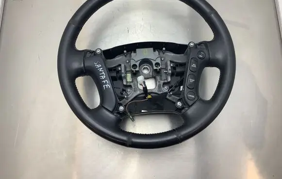 Hyundai Santa Fe Steering wheel 561002B000