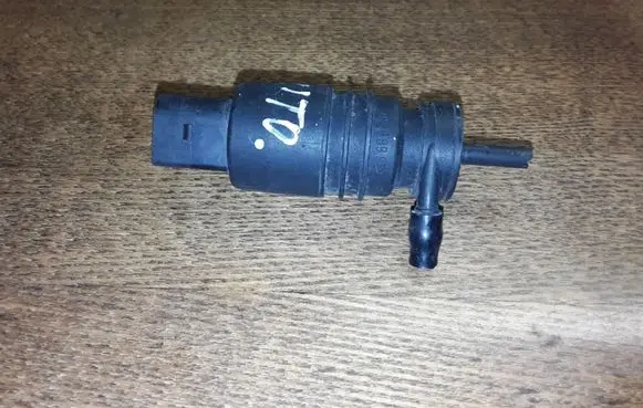 Mercedes-Benz Vito Viano W639 Windscreen/windshield washer pump NOCODE