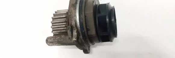 Volkswagen PASSAT B5 Water pump 080609