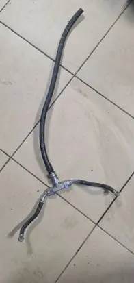 Audi A8 S8 D3 4E Engine coolant pipe/hose 057121086C