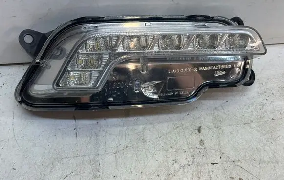 Mercedes-Benz E W212 LED Daytime headlight 89206721 ZGS001Q02